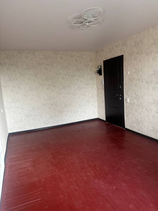 Продам кімнату по вулиці Благодатній