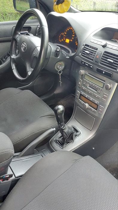 Toyota Avensis 2003 2.0D4D отличное состояние