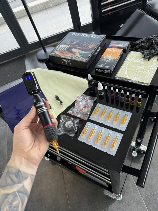 Kit Tattoo/ Tatuagem COMPLETO Sem fios com Pele Treino/ Instruções etc