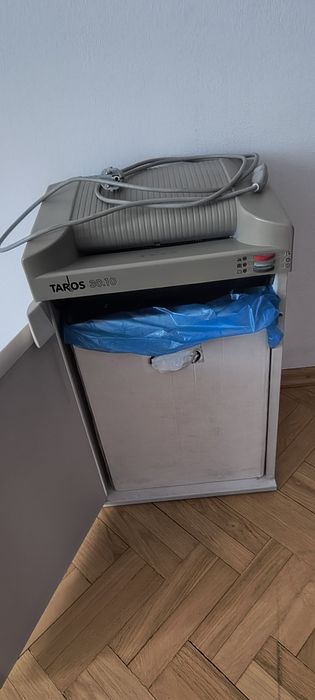 Niszczarka do dokumentów marki Schleicher