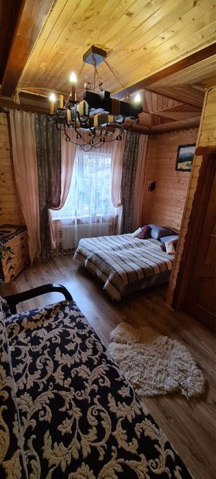 Відпочинок в Карпатах садиба ,,Адеміяʼʼ