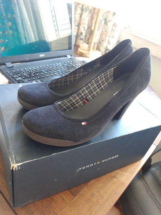 Sapatos da Tommy Hilfiger novos