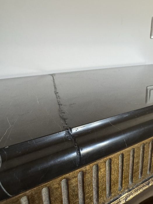 Mesa consola pequena antiga