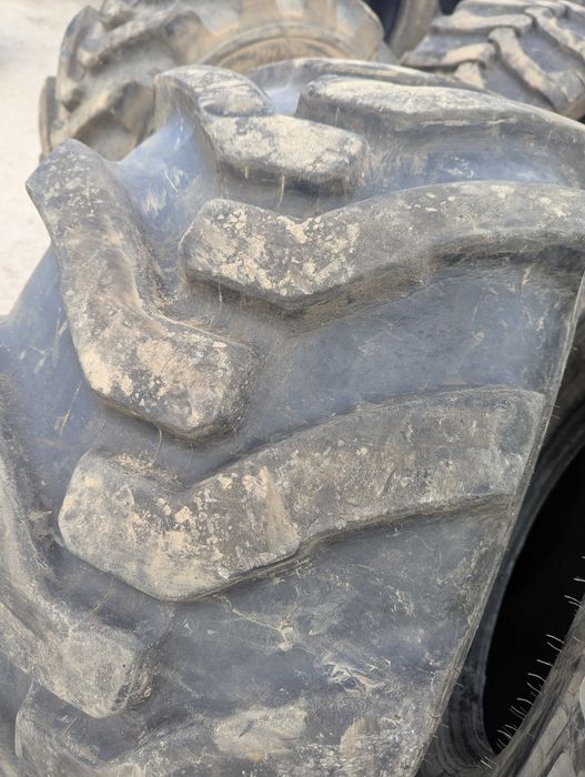18R19.5 Ceat MPT 503 opona przemysłowa