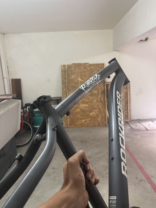 Quadro rockrider st120