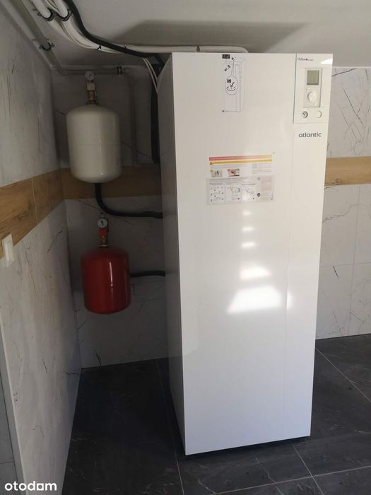 Nowoczesny dom z garażem w Białogonie 149 m2