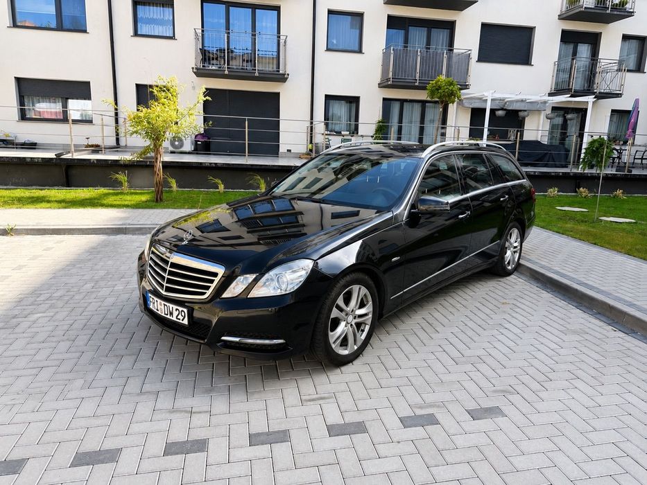 Mercedes-Benz Klasa E W212 Lift Avantgarde • 2013r • Automat 7G-Troni • Pierwszy Właściciel