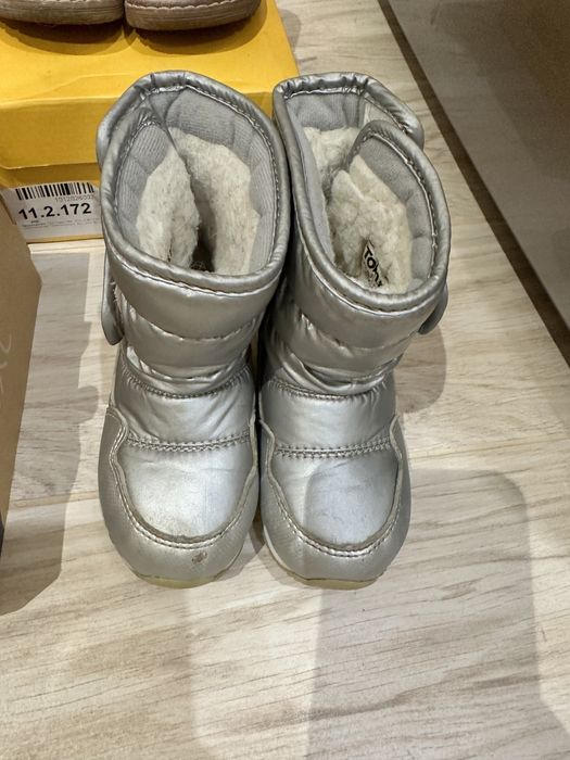 Взуття для дівчинки 21 22 23 розмір