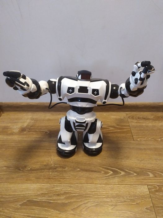Robot roboman RC robone inteligentny