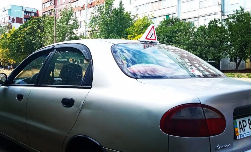 Інструктор з водіння,автоінструктор,уроки водіння