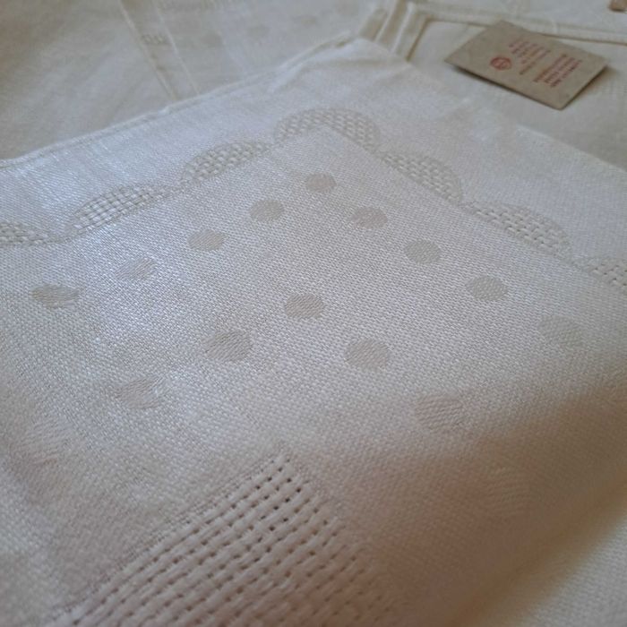 Серветки нові льняні