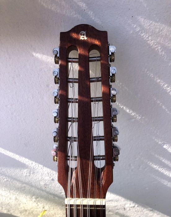 Alaúde Guitarra Alhambra Mod. L2C OP Amplificado