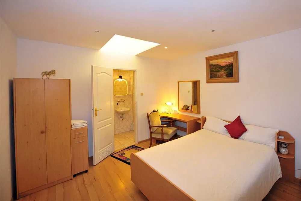 Hotelik Piaseczno 603--295--725 (Warszawa 15km) Pokój 1 osobowy