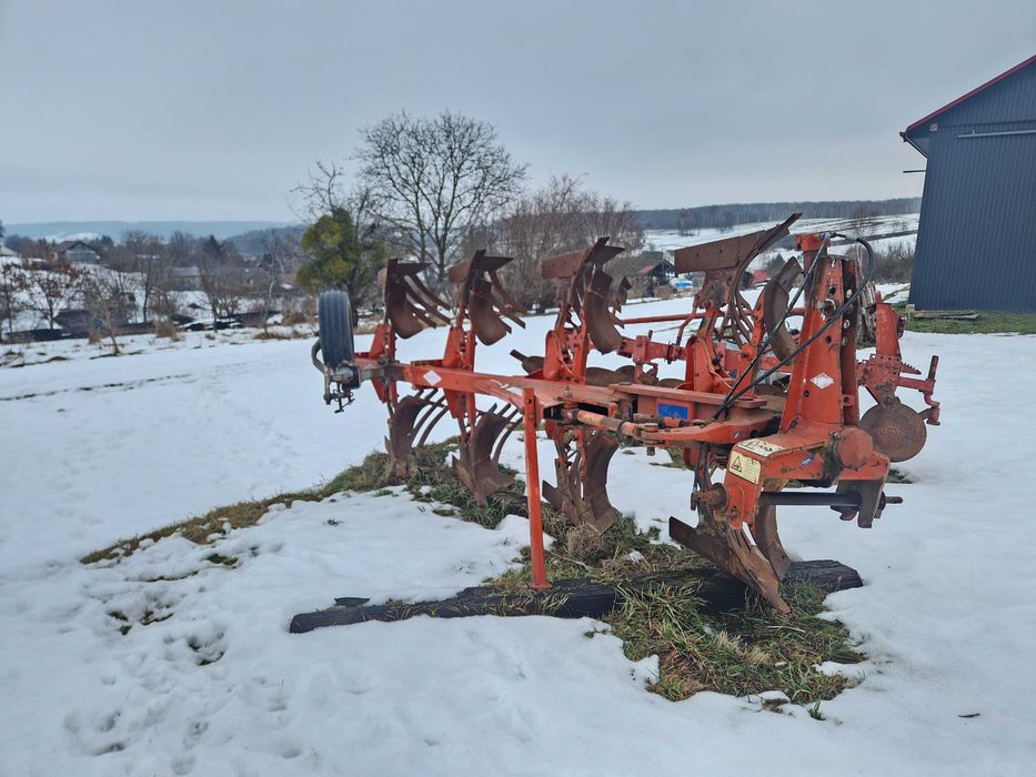 Kuhn Pługi Kuhn Master 120