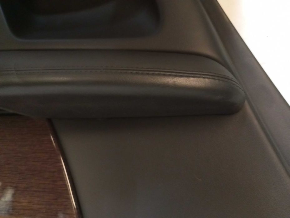 Quartela de porta tras esquerda e direita Jaguar XF250