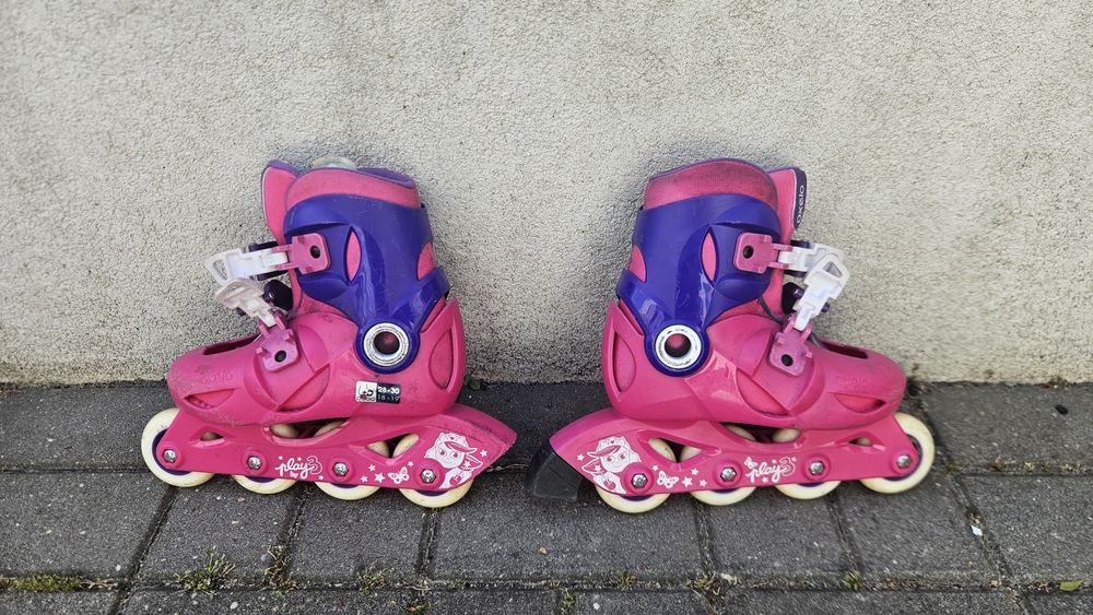 Patins em linha menina.