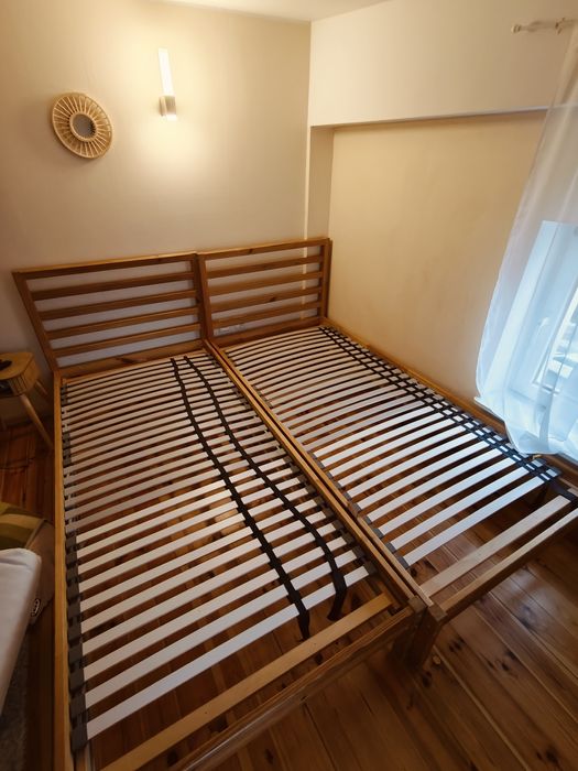 2 łóżka jednoosobowe z ikeja