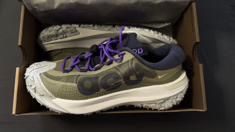 nike acg mountain fly 2 low neutral olive