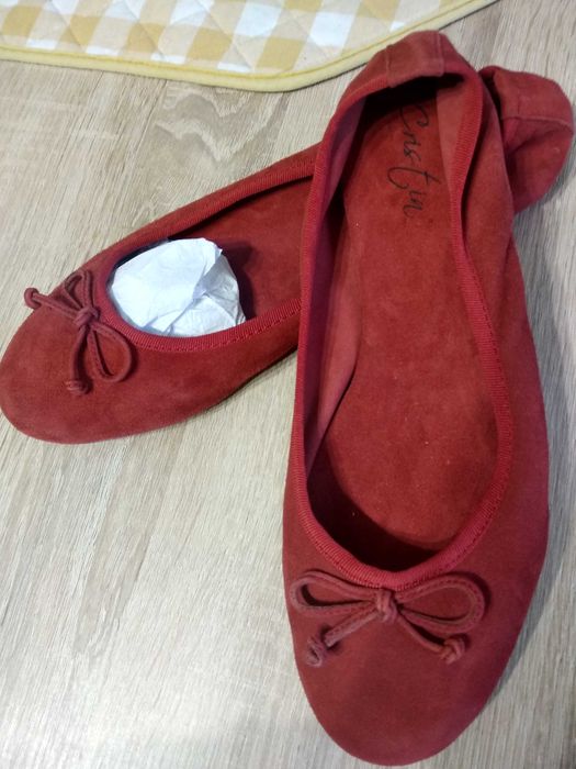 Шкіряні італійські балетки. Колір: червоні, сині ,сірі.