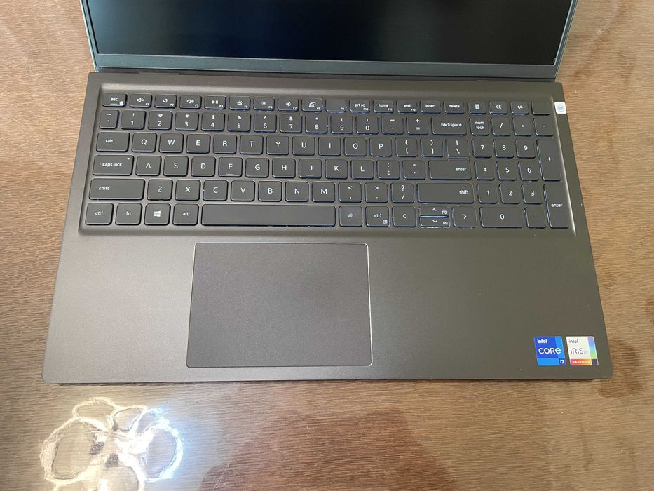 Ноутбук 15" FHD IPS Dell Vostro 5510 (i7-11370H/16/SSD256/MX450)