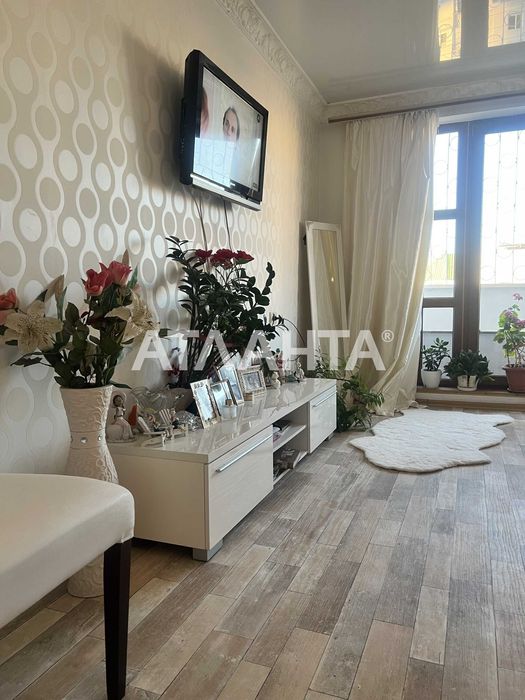 3-комн. квартира с ремонтом на ул. Марсельская!