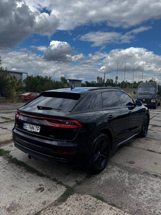 Audi Q8 Premium edition