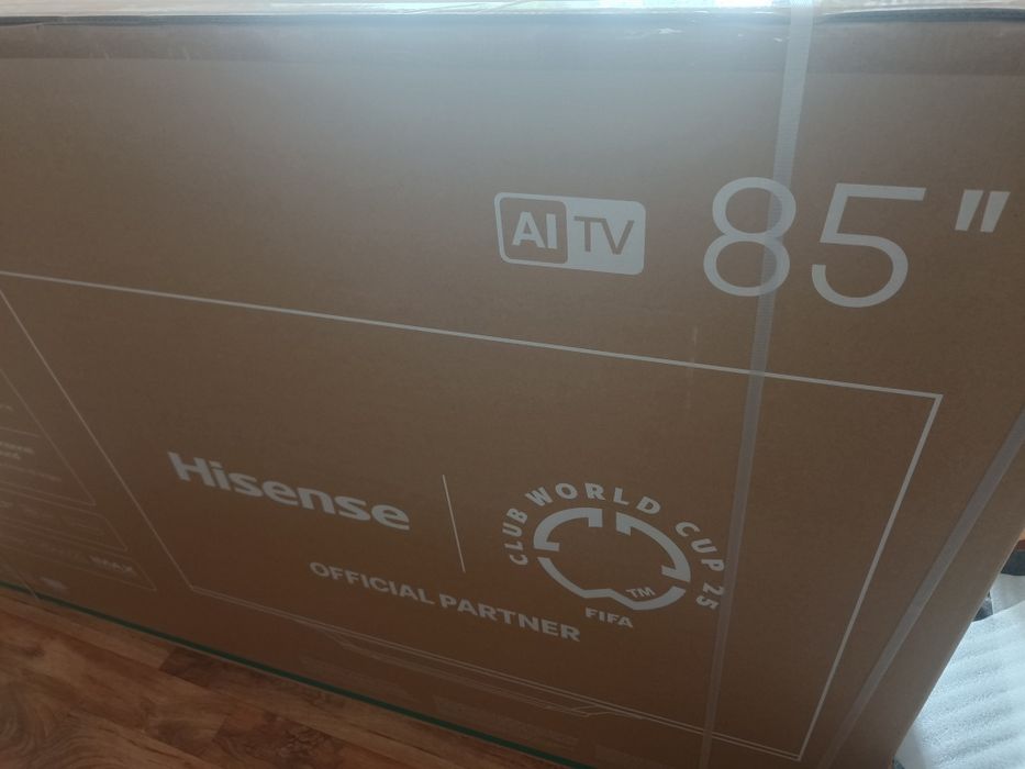 Sprzedam telewizor Hisense 85U78Q PRO