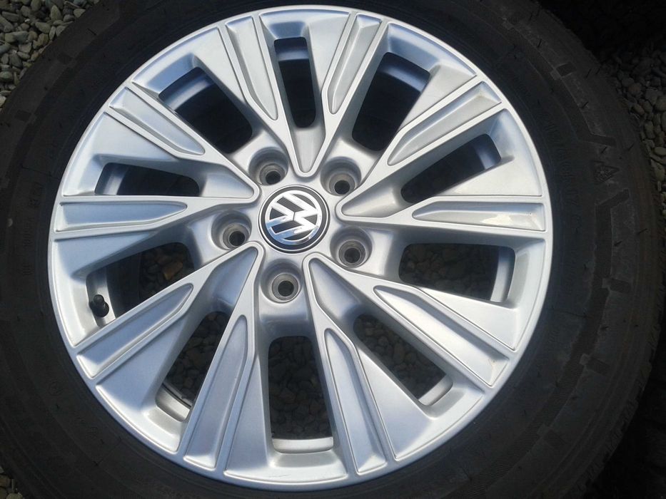 oryginalne r17 kola 215 60 17cali 2024rok mielec 5x120 brigestone blizzak w810 jak nowe volkswagen t7 t6 t5 multivan caravella t-7 7t0 transporter t-6