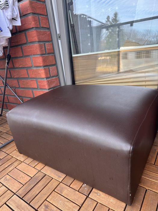 Dwie pufy z eko skóry