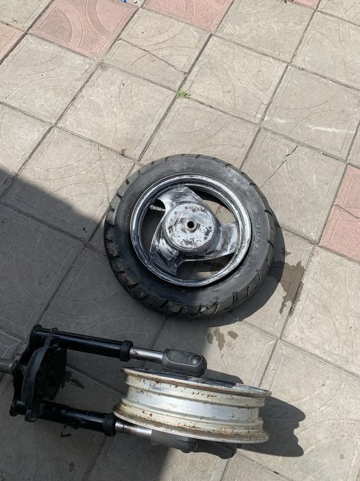 Продам ямха джог все за 500 грн