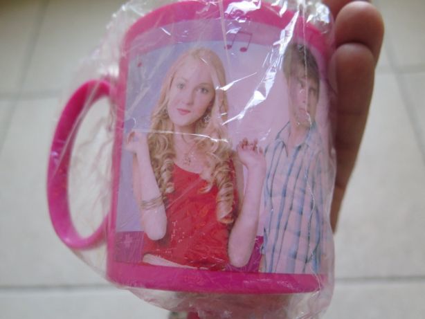 Violetta - Vários artigos