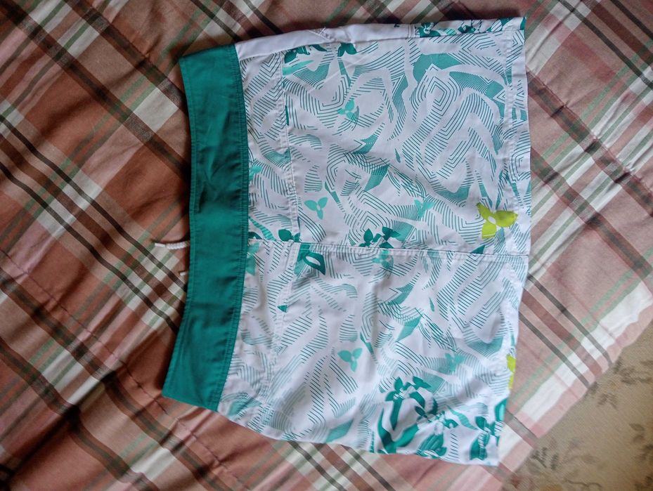 Saia da Adidas original e nova