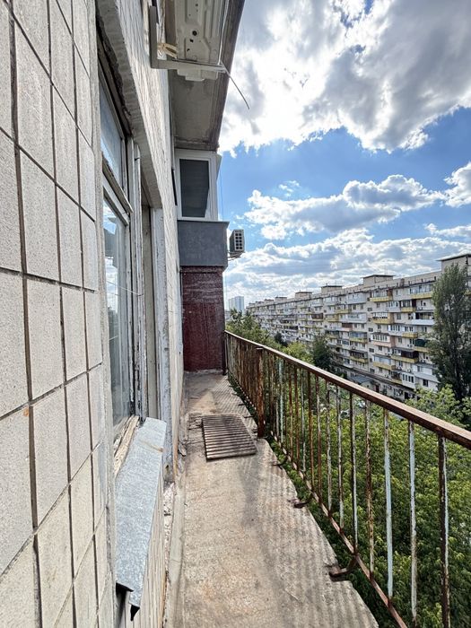 Продаж 2-х кімнатної квартири Оболонський проспект 16Б м.Мінська