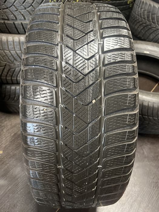 #Opona Pirelli Sottozero 3 winter 235/45/18 pojedynka