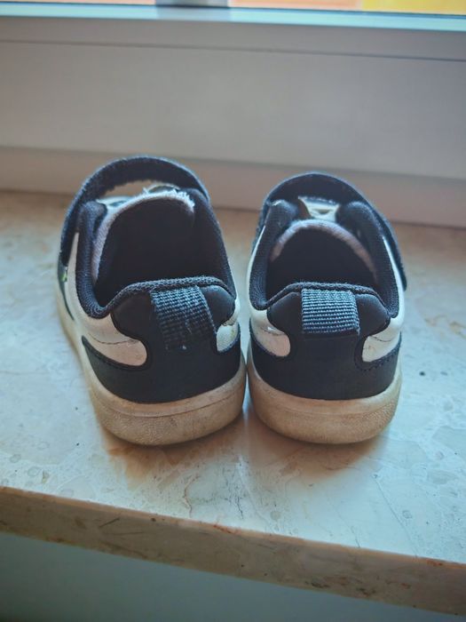 Czarno białe adidasy h&m rozmiar 23