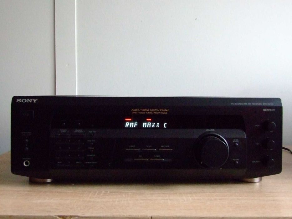 Sony STR-DE135     .