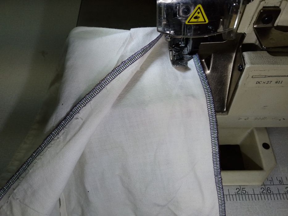 Оверлок професійний 4-x ниточний