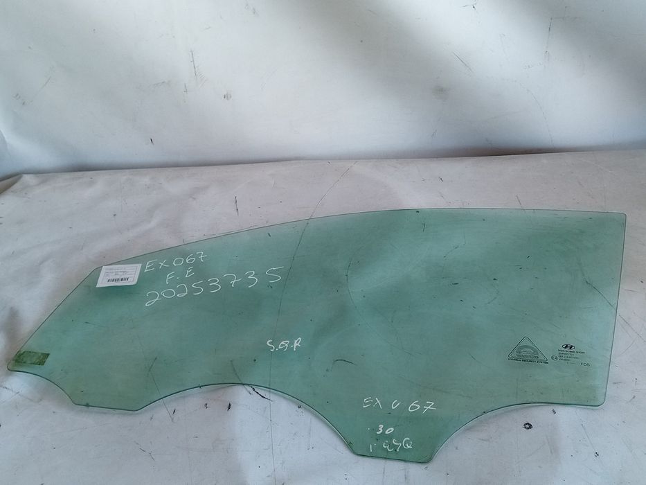 Vidro porta frente esquerda HYUNDAI i30 (FD)