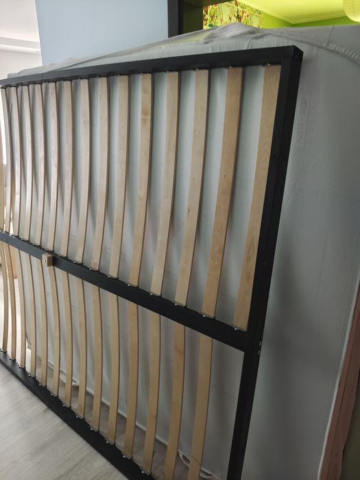 Łóżko pod materac 180x200cm