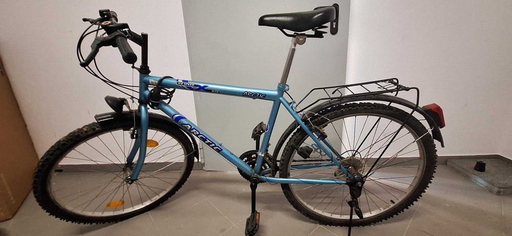 Rower Arctic MTB rozmiar opony na zdjęciu