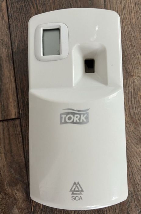 Автоматический Диспенсер аэрозольный Tork белый освежитель воздуха