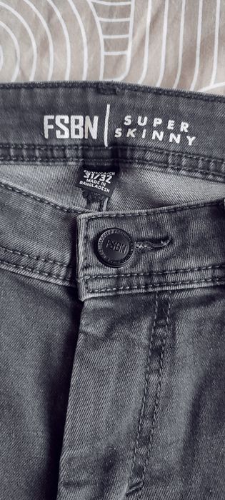 Jeansy FSBN Super Skinny 31/32