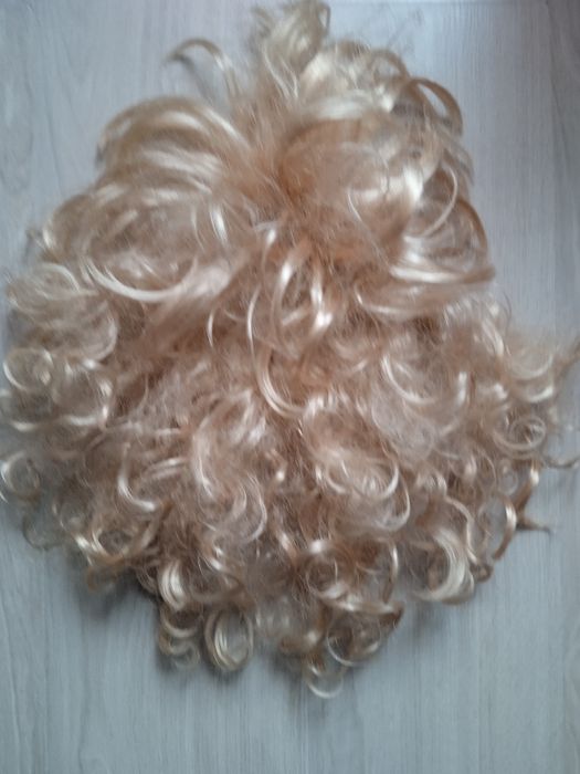 Парик штучный, цвет как на фото