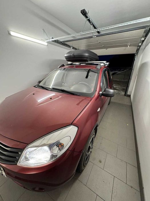 Renault Sandero 2011