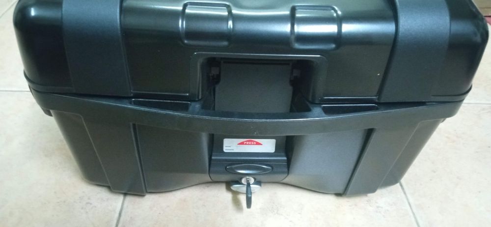 Givi TRK b 46  c/suporte