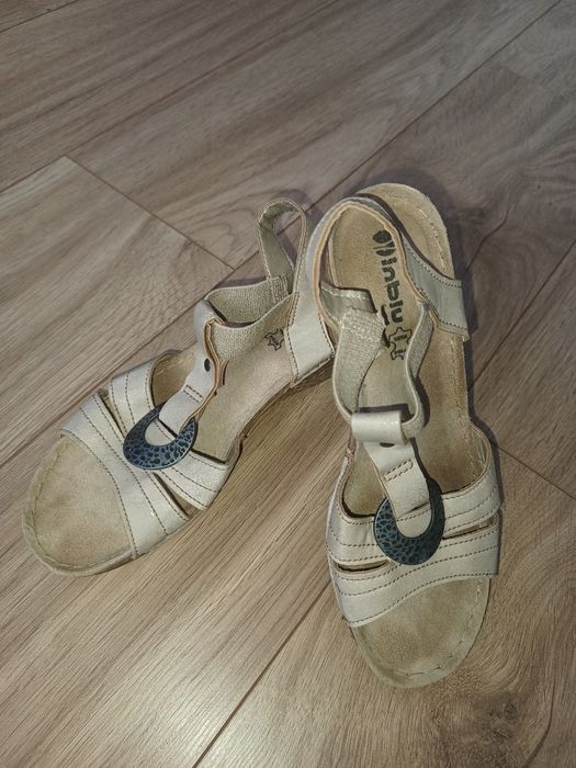 Sandały INBLU rozmiar 39