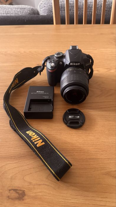 Vendo ou troco camera Nikon D3200 + lente 18-55mm