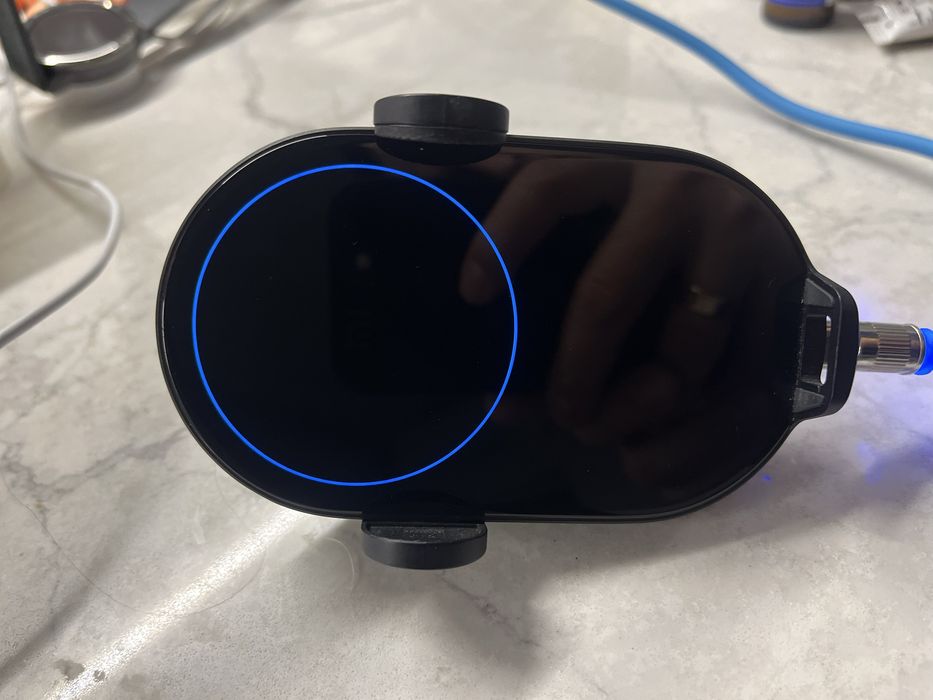 Беспроводное автомобильное зарядное устройство Xiaomi MI