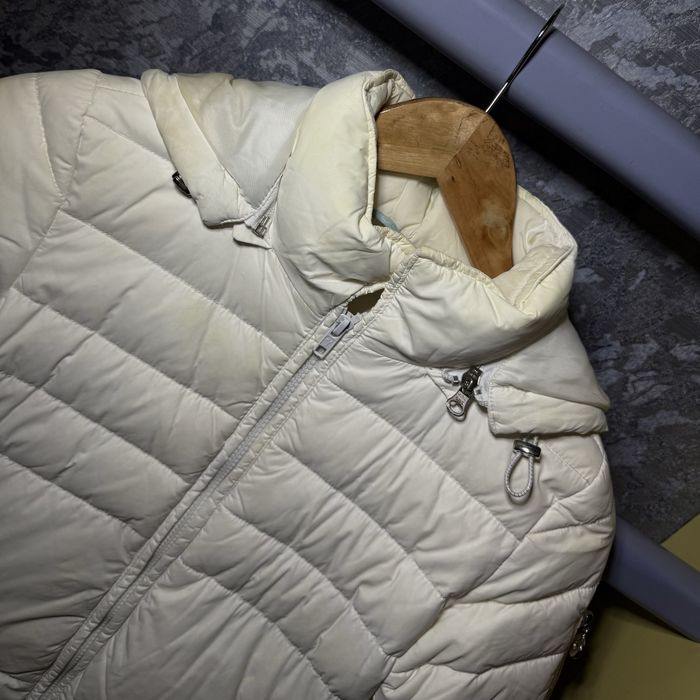 Куртка зимня біла на дівчинку