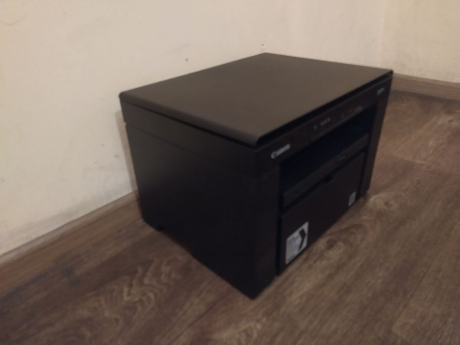 Canon MF3010  Відмінний стан Пробіг 19000 сторінок